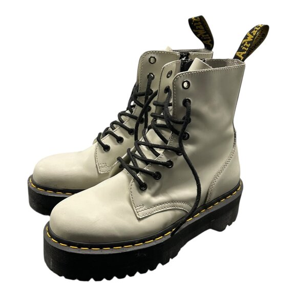 Dr. Martens Women's White Leather Combat Boots With Platform Sole Size 7 - Picture 4 of 8